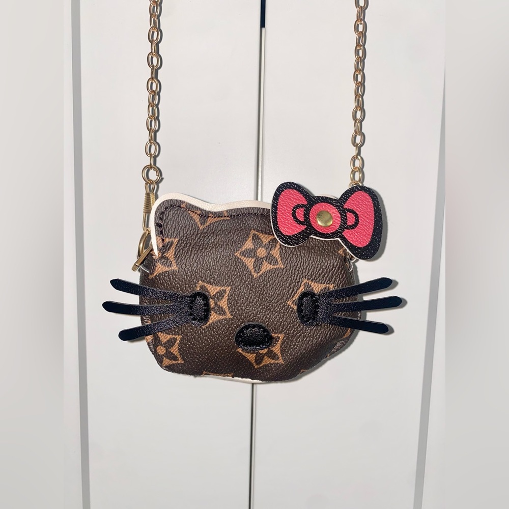 MINI SANRIO HELLO KITTY PURSE